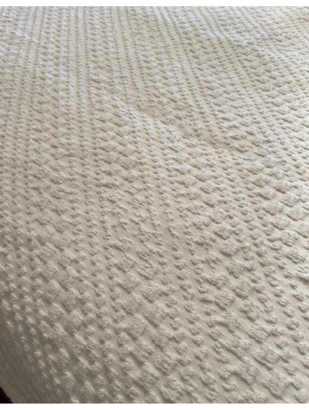 Lumatex Bedspread Made In Portugal TWIN Sz White Waffle Weave Texture 81” x 86”